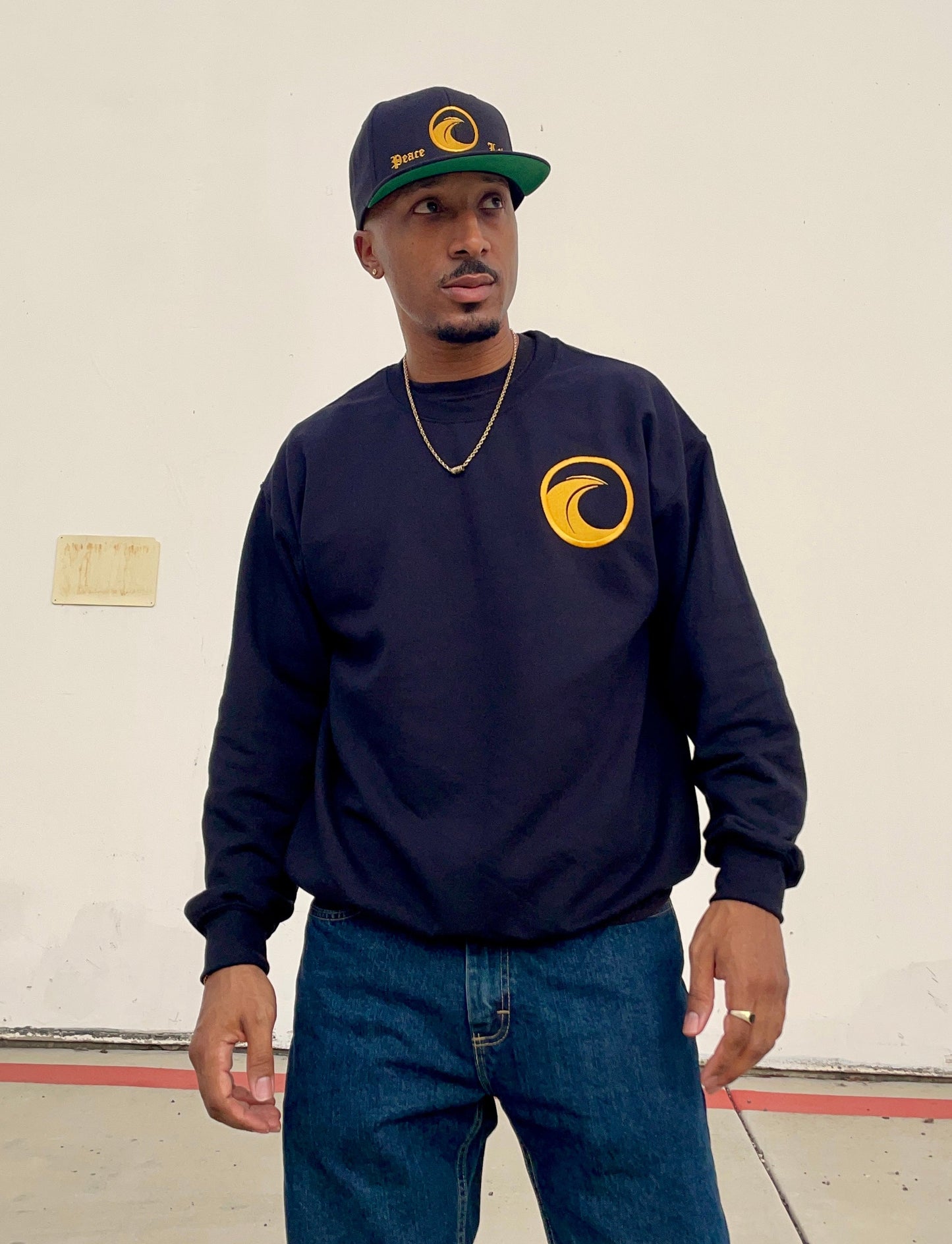 "Big Wave Logo" Sweatshirt (Black/Gold)